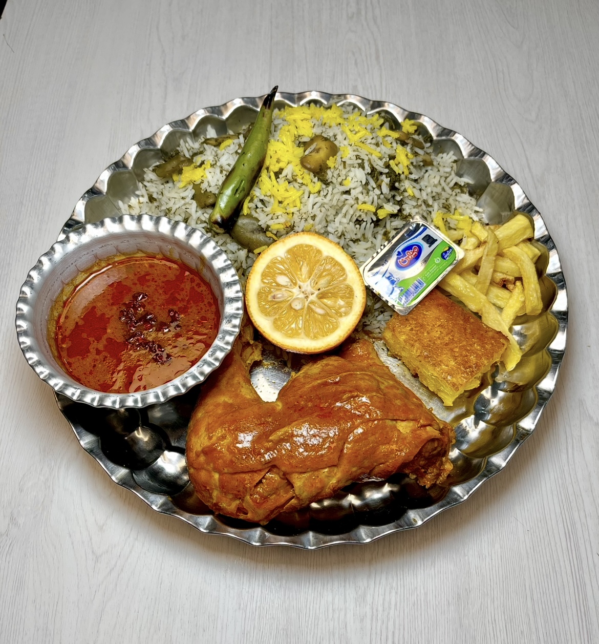 باقالی پلو با مرغ سس پز