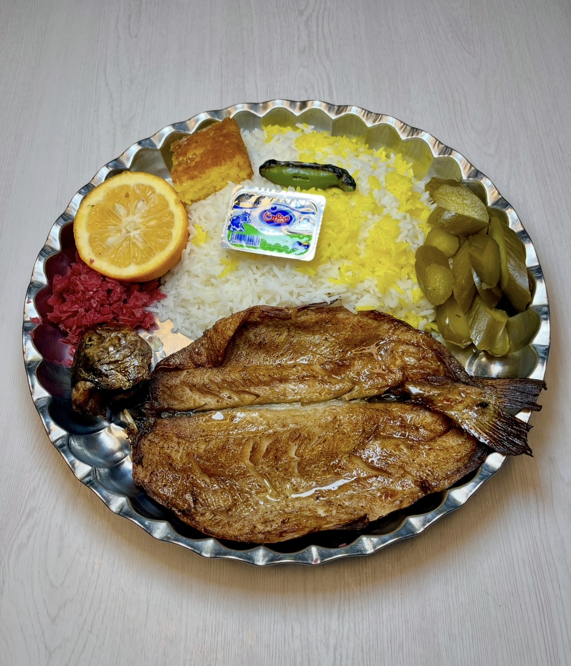 چلو ماهی 