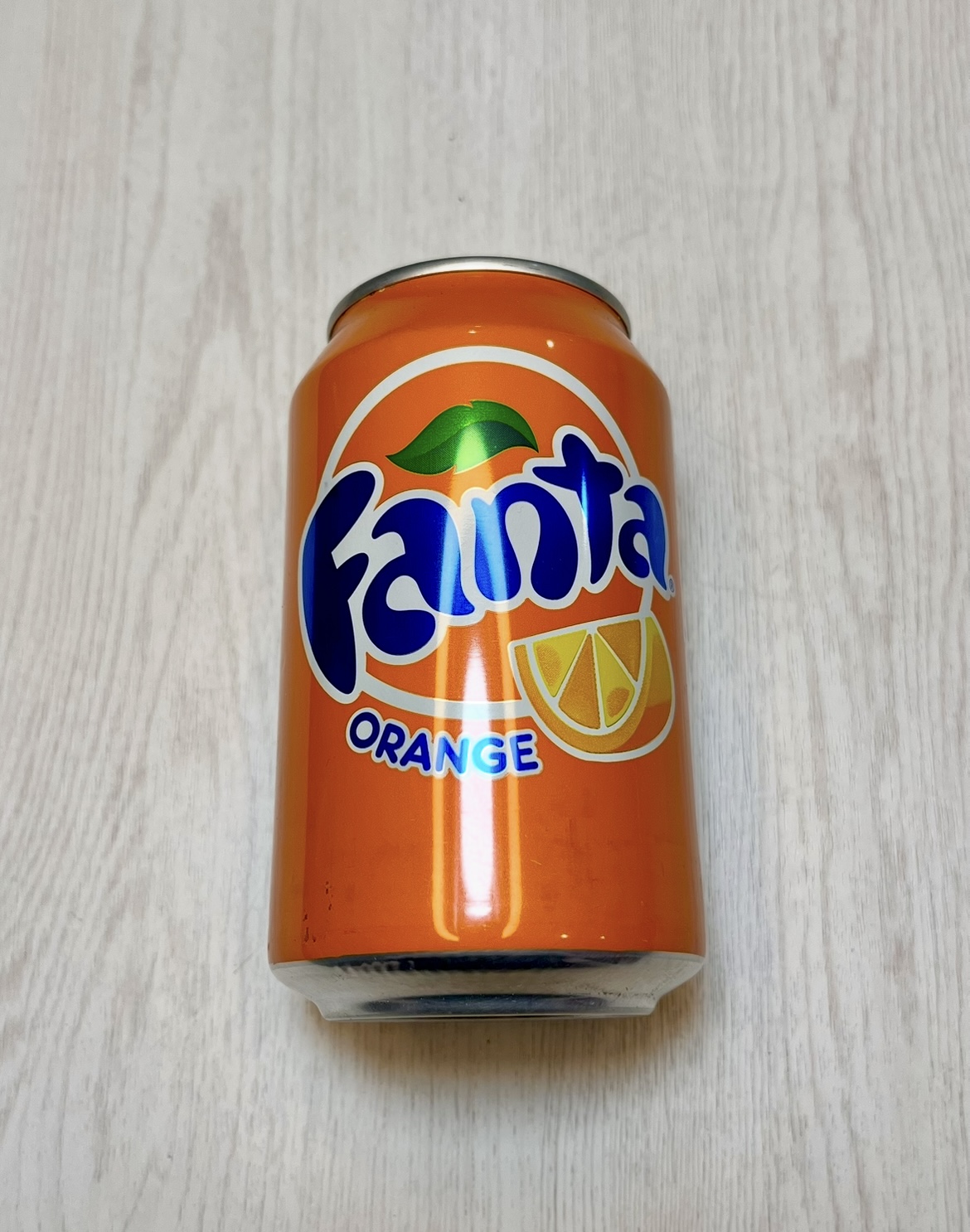 نوشابه قوطی فانتا پرتغالی